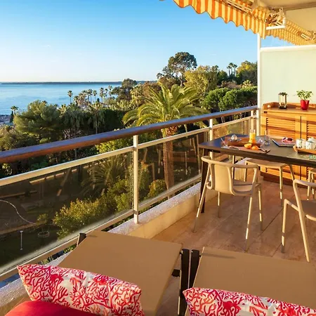 Super Cannes Sea Side Appartement *