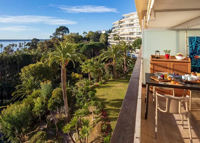 Super Cannes Sea Side Appartement